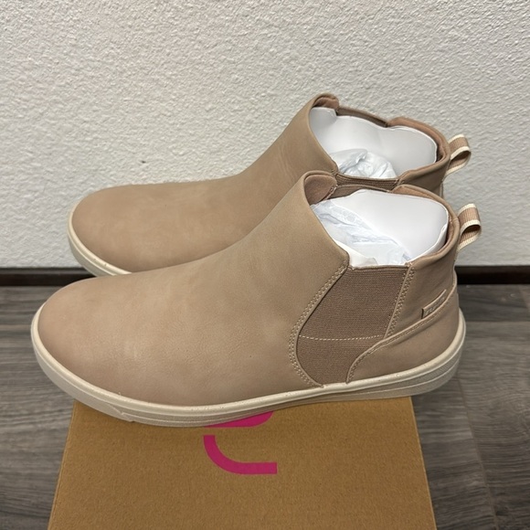 Ryka Made For Women Viv Women's Sneaker Ankle Boot - Picture 7 of 8